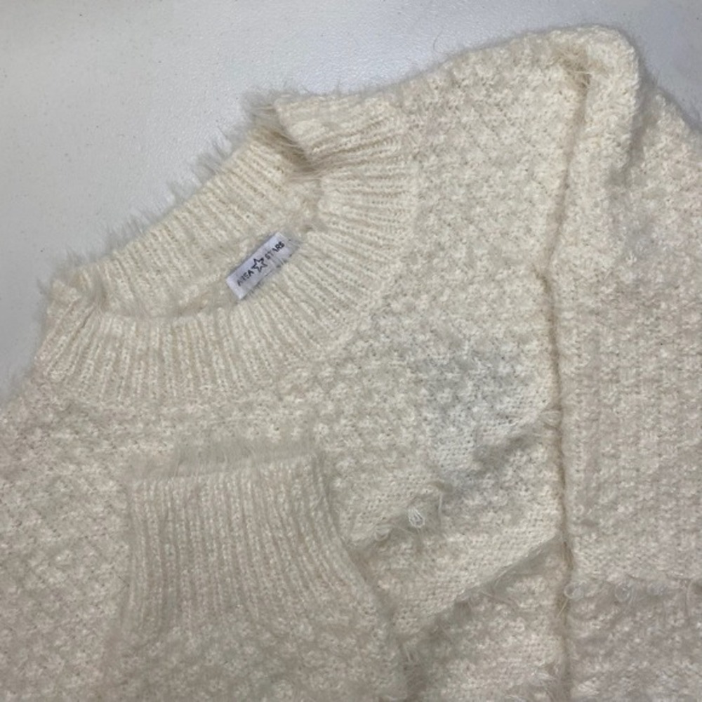 Area Stars Sweater Womens L Leila Cream Fuzzy‎ Cozycore Cabincore Oversized Boxy
